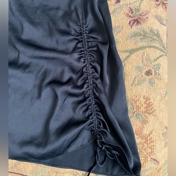 Aritzia BLACK Wilfred Allusion Skirt - Picture 4 of 4